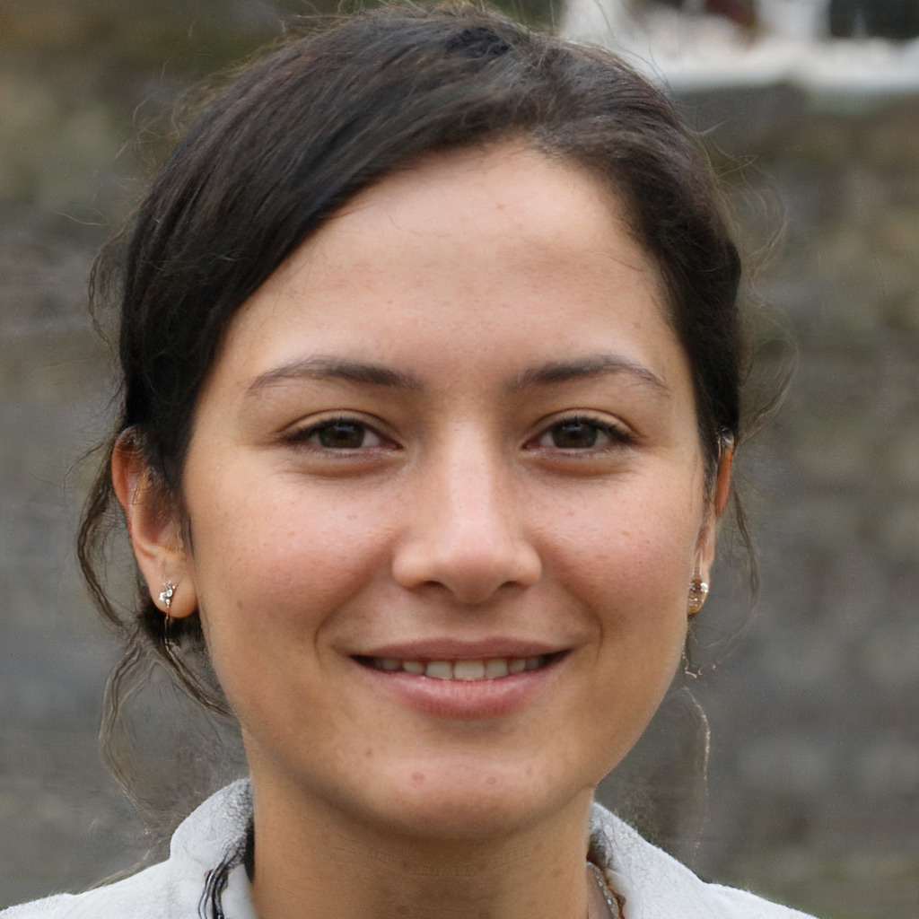 Happy baby in an Ingenuity product